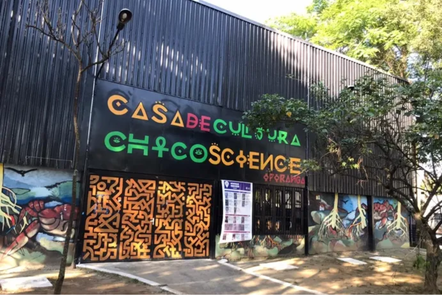 Imagem da entrada da Casa de Cultura.