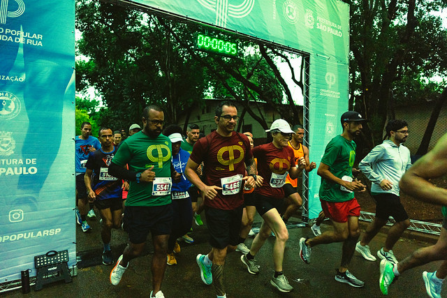 Na imagem, participantes da 38ª Circuito Popular de Corrida de Rua.